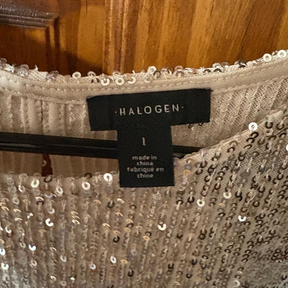 Halogen Shimmering Sequin Top in Silver and Cream.  Like new